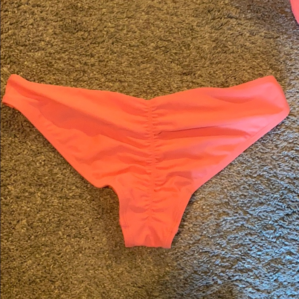 ❤️Bikini❤️ - Picture 2 of 3